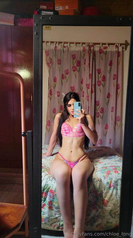 Chloe Long ホットなスター 画像