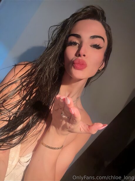 Chloe Long xxxスター 写真