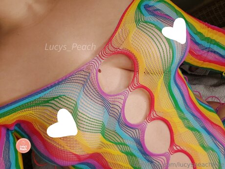 Lucyspeachfree 限定スター 写真