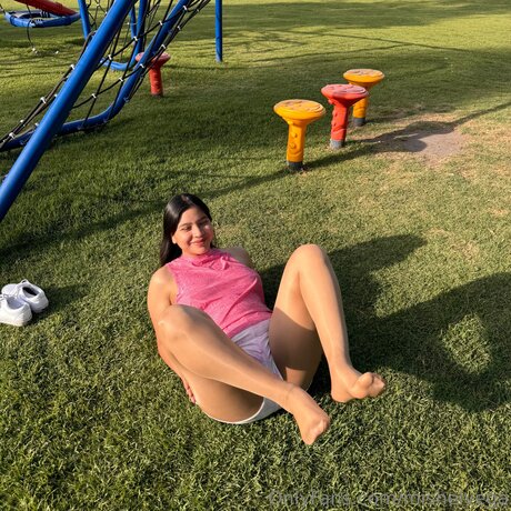 裸の写真 オンリーファンズ HD 写真