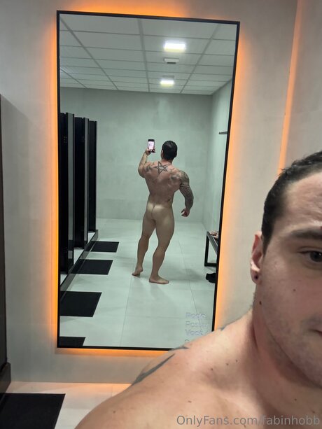 Fabinhobb ポルノスター 写真
