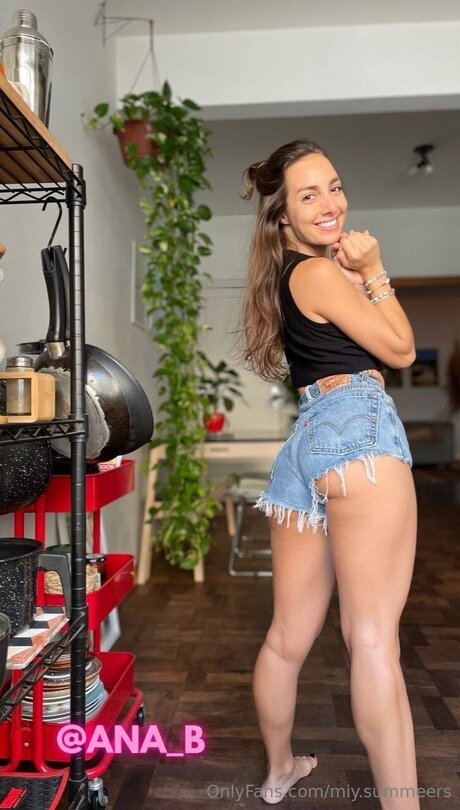 Miy Summeers 素敵な女優 写真