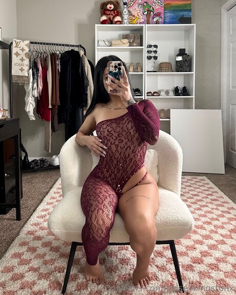ホットな熟女オンリーファンズ ホットセクシー 写真