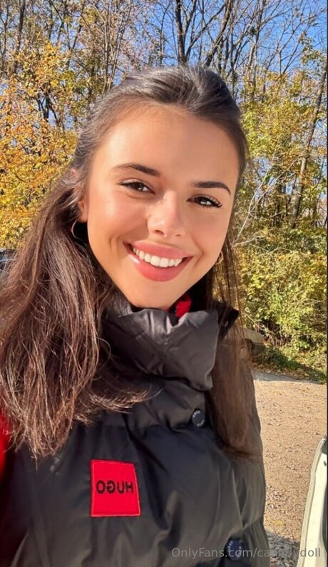 Caandydoll 完璧なポルノスター ギャラリー