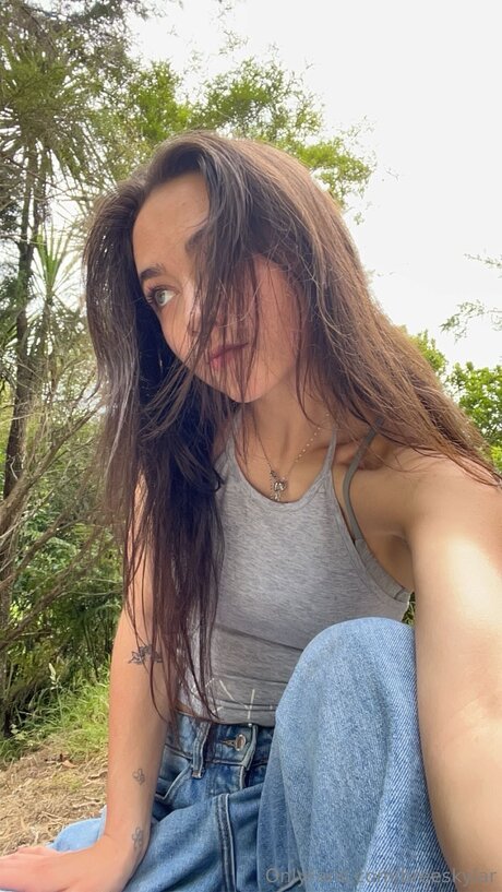 Breeskylar ホットなモデル ギャラリー