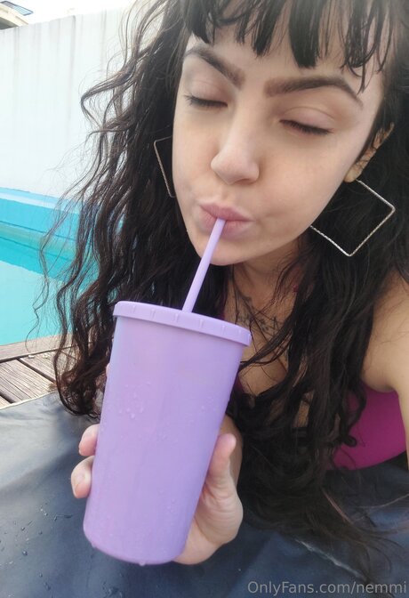 Nemmi8 アダルトモデル 写真