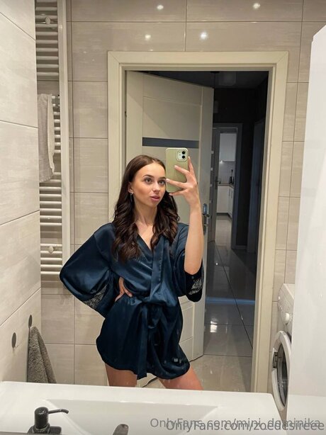 Mini Dominika ポルノスター 高品質 写真