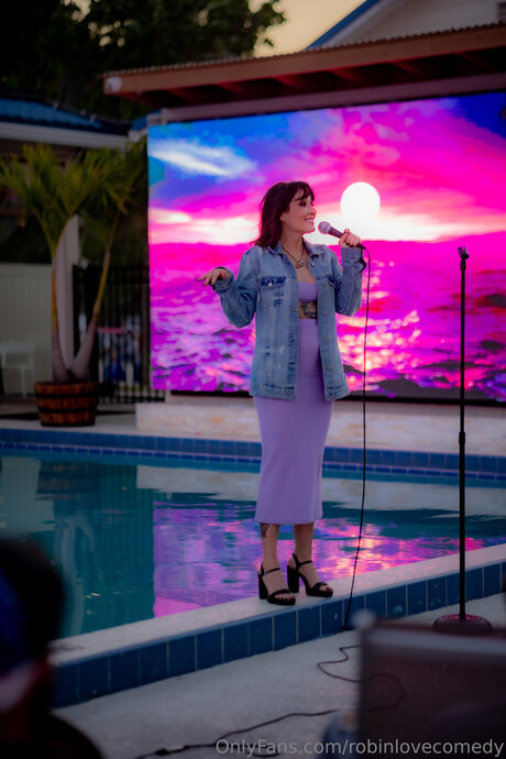 Robinlovecomedy モデル アーカイブ