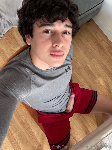 Dimitrysimonit セックス女優 ギャラリー