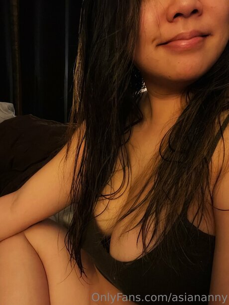 Asiananny ヌード女優 写真