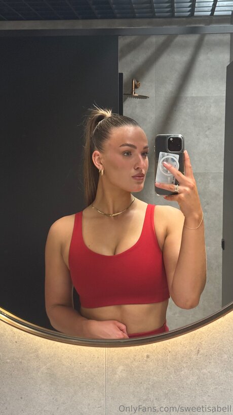 Sweetisabell 美しいモデル 写真