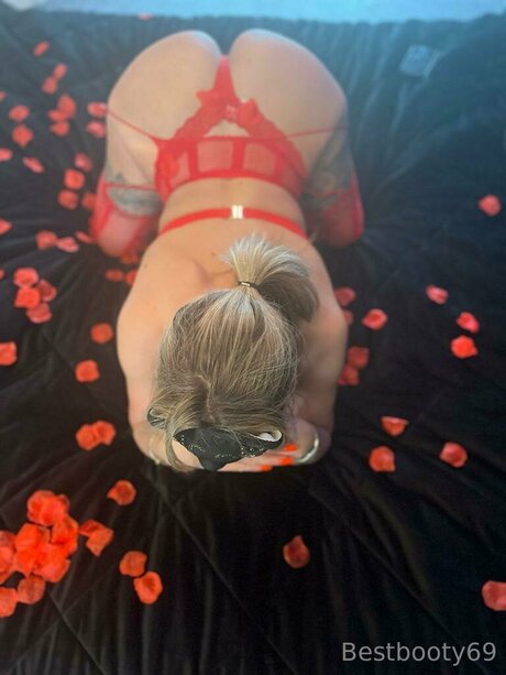 Bestbooty69 アダルトモデル 画像