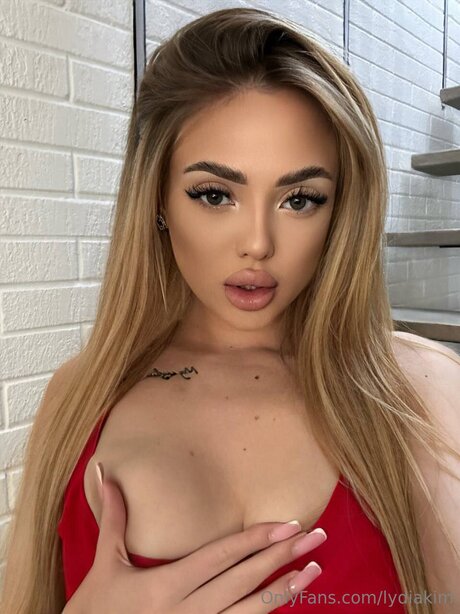 Lydiakim ホットモデル 画像