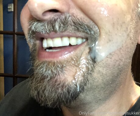 ママオンリーファン セクシーヌード 写真