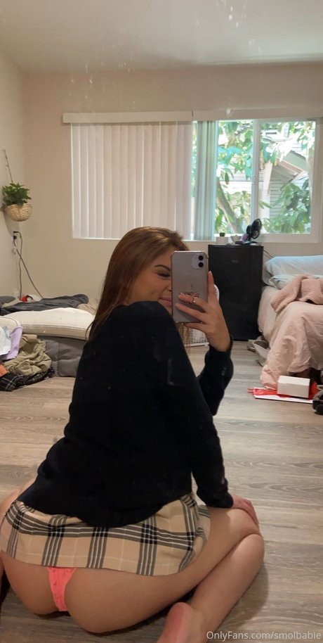 オタクなティーンのオンリーファンズ セクシー裸 画像