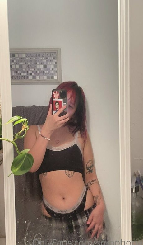 BBCシャワーオンリーファンズ アダルト 写真