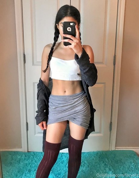 Farysht エロティック女優 写真