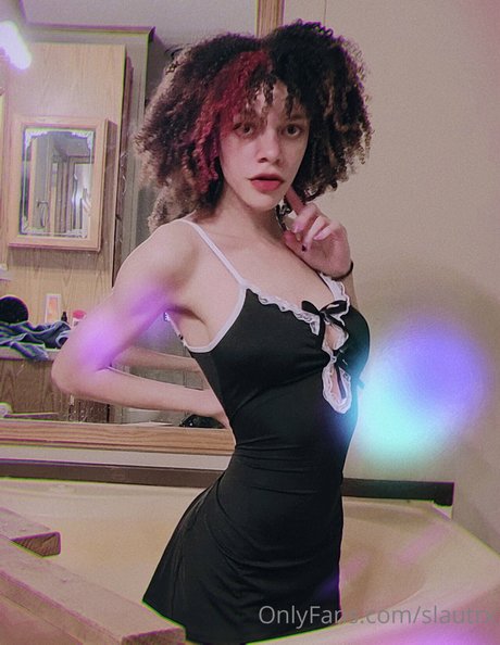 slautrx アダルトスター 画像