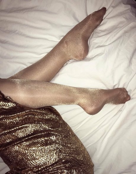 小さなオンリーファンズ ホットヌード 写真