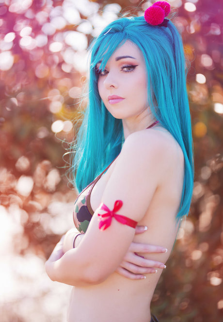 Amy Thunderbolt 裸の女優 画像