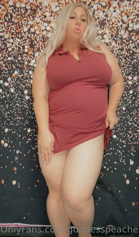 巨乳ラテン系オンリーファンズ ポルノ 画像