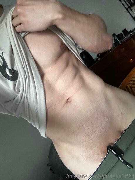 Gardenerof23 ヌードモデル 写真