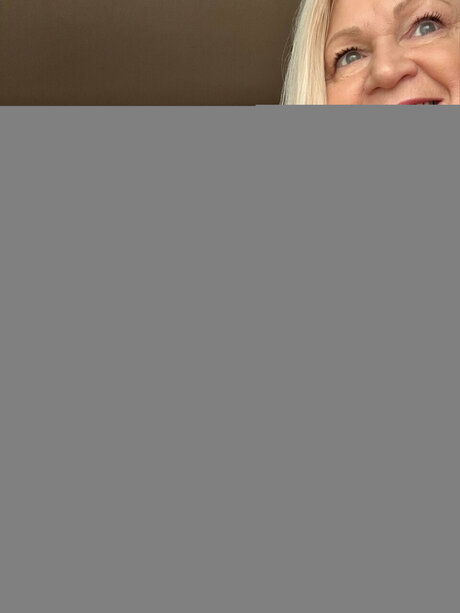 Laceystarrfree top profile image