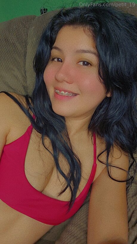 エボニーサマーオンリーファンズ セクシーヌード 写真