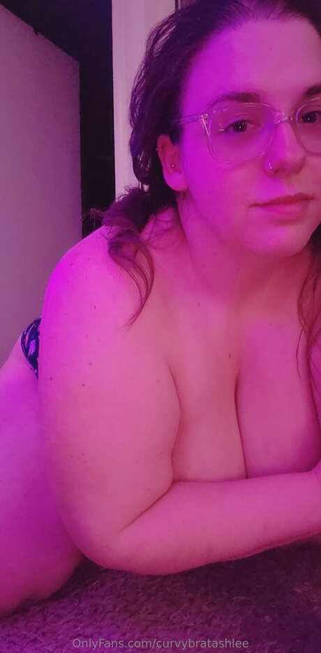 Curvybratashlee ポルノスター 美しい 写真