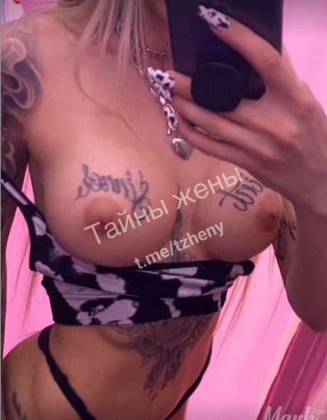 Marina Mexika 裸のポルノスター 写真