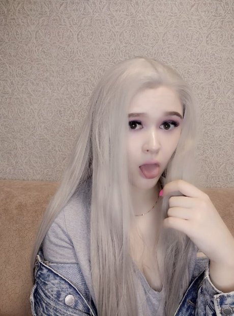 Devo4ka Askorbinka ヌードモデル 写真