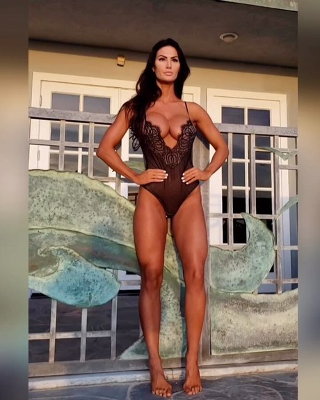 逆輪姦 オンリーファンズ 無料セックス アーカイブ