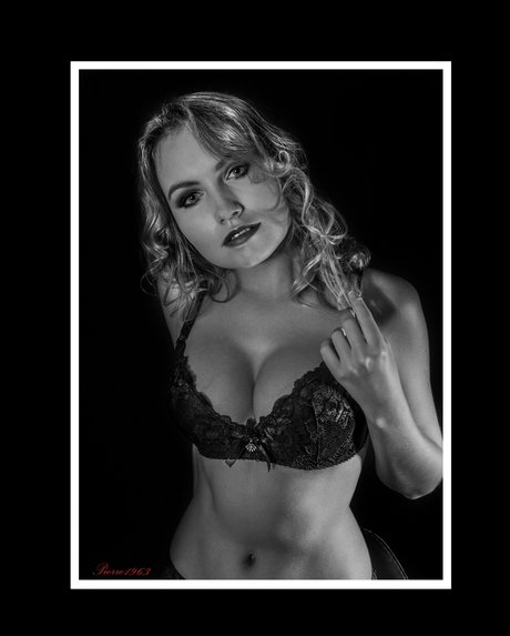 Nicole Ross 美しい女優 アーカイブ