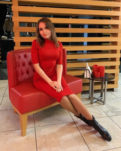 Nicole Ross profile image