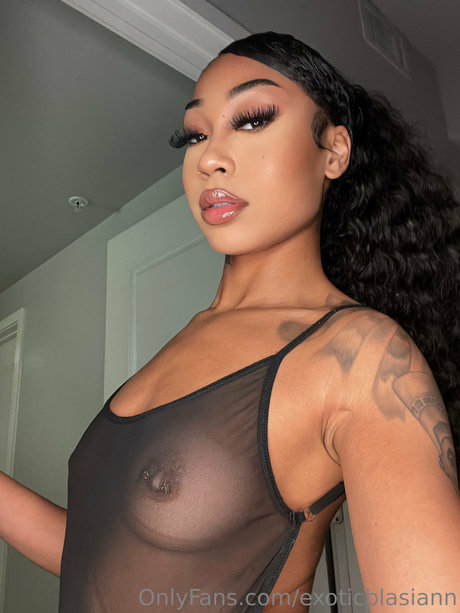 Exoticblasiann ポルノスター 写真