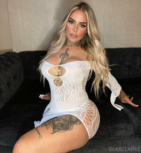 Gia Clarke セクシーなスター 写真