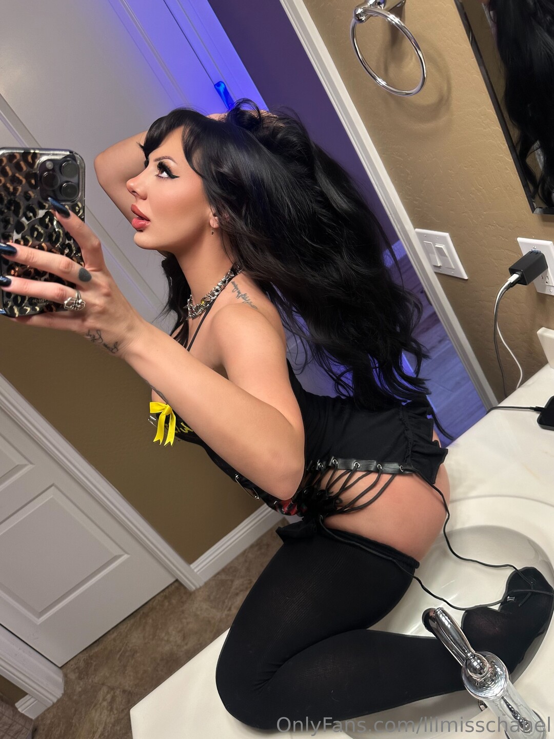 レズビアンセックスオンリーファンズ パーフェクト 写真