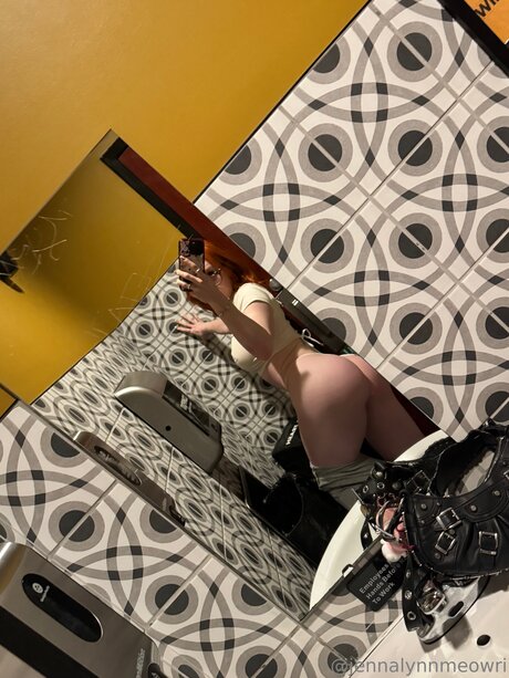 Jennalynnmeowri 高品質女優 画像