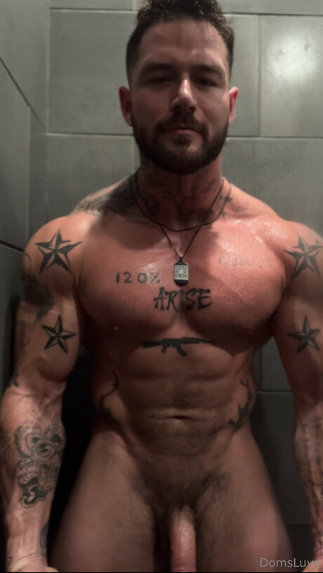 クーガー熟女オンリーファンズ トップ 画像