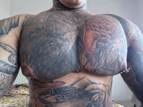 Princeaugustu18 アダルトスター 写真