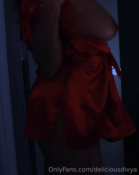 DeliciousDivya 素敵なスター 写真