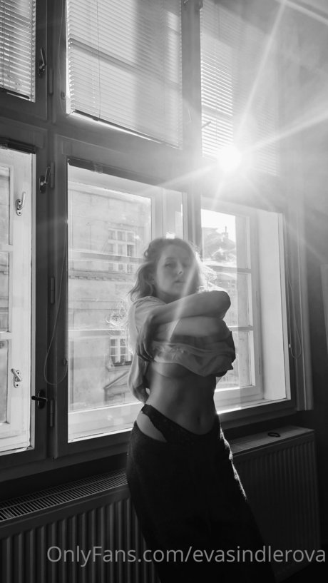 Eva Sindlerova ポルノスター ヌード 画像