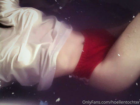 Roxane セックス女優 写真