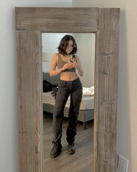 Coughs 素敵な女優 写真