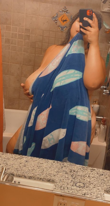 Bbw essence xoxo ポルノスター 裸 画像