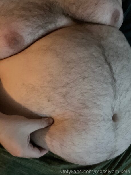 Massivemikela ポルノスター 裸 写真
