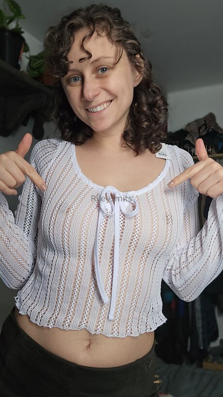 Freerileyloonergirl ヌードモデル 写真