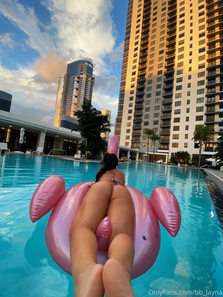 毛深い足のオンリーファンズ 無料ポルノ 写真