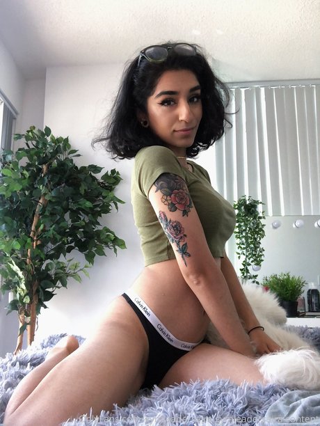 Saira Rose セックス女優 アーカイブ