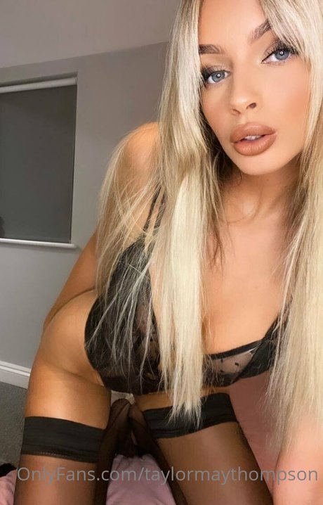 エボニー無料オンリーファンズ セクシー裸 ギャラリー